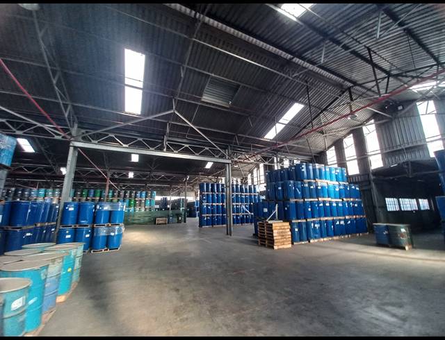5,751M² WAREHOUSE TO LET IN BOKSBURG EAST